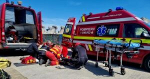 Trei persoane înjunghiate în zona Cireșica din Constanța. Intervenție de urgență a echipajelor SMURD
